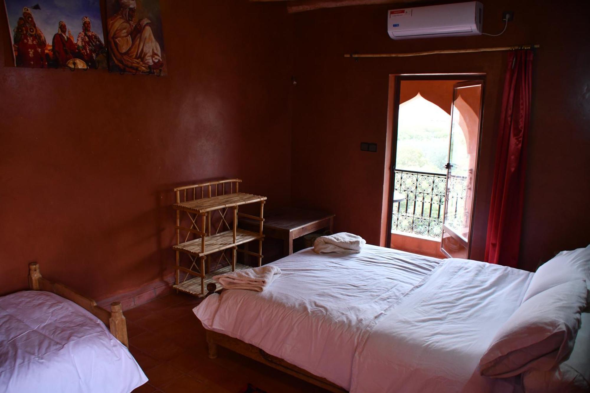 Bed and Breakfast Gite D'Etape Tamaloute Bou Drarar Exterior foto